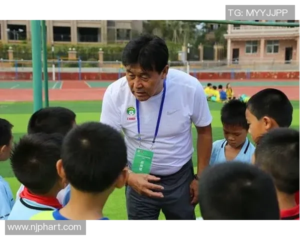 中国足球明星吸毒事件背后的真相与影响分析